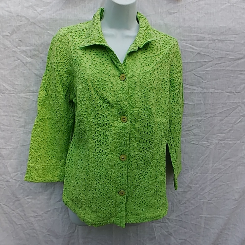 Chico's Eyelet Lace Geen Shirt Button Size 1